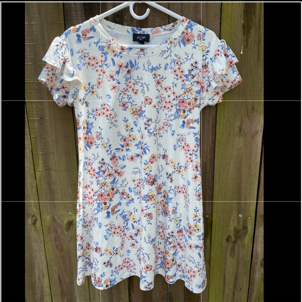 I.N. GIRL  ,GIRL FLORAL DRESS SIZE XL